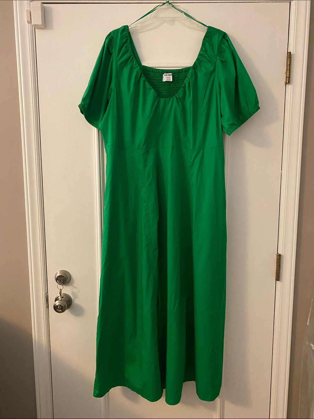 Old Navy Emerald Green Maxi Dress with Scoop Neck